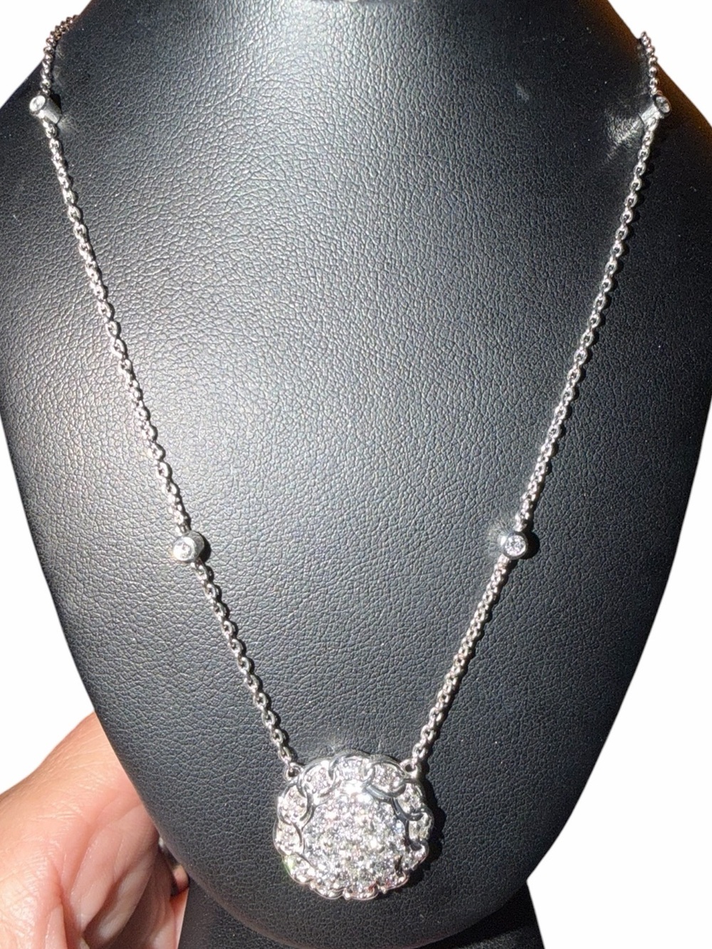 New 925 Silver 1.37 CTTW Diamond Cluster Pendant Necklace